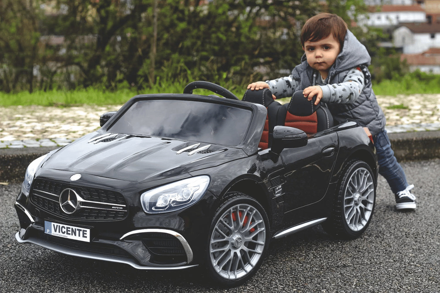 A Importância de um Carro Elétrico para Criança