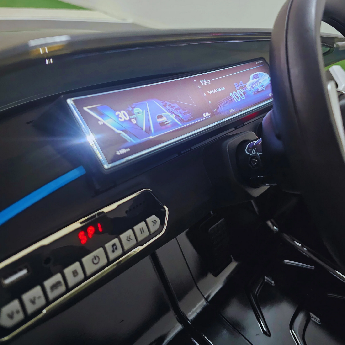 Carro Elétrico para Criança BMW I4 12v BATERIA DE LITIO Preto c/ RODAS DE BORRACHA & ASSENTO EM PELE