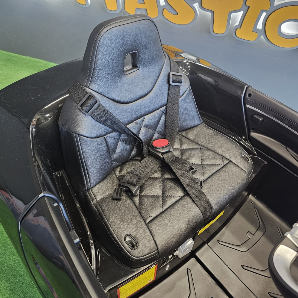 Carro Elétrico para Criança BMW I4 12v Preto c/ RODAS DE BORRACHA & ASSENTO EM PELE