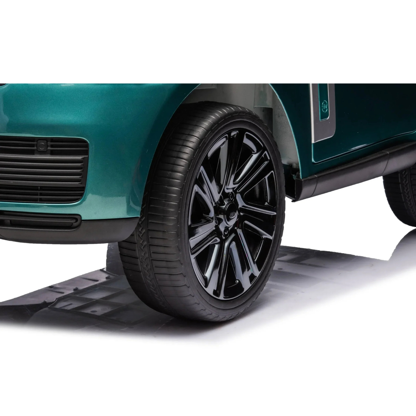 Carro elétrico para criança RANGE ROVER SV Verde Metalizado 2 Lugares 24v MP4 c/ RODAS DE BORRACHA & ASSENTO EM PELE