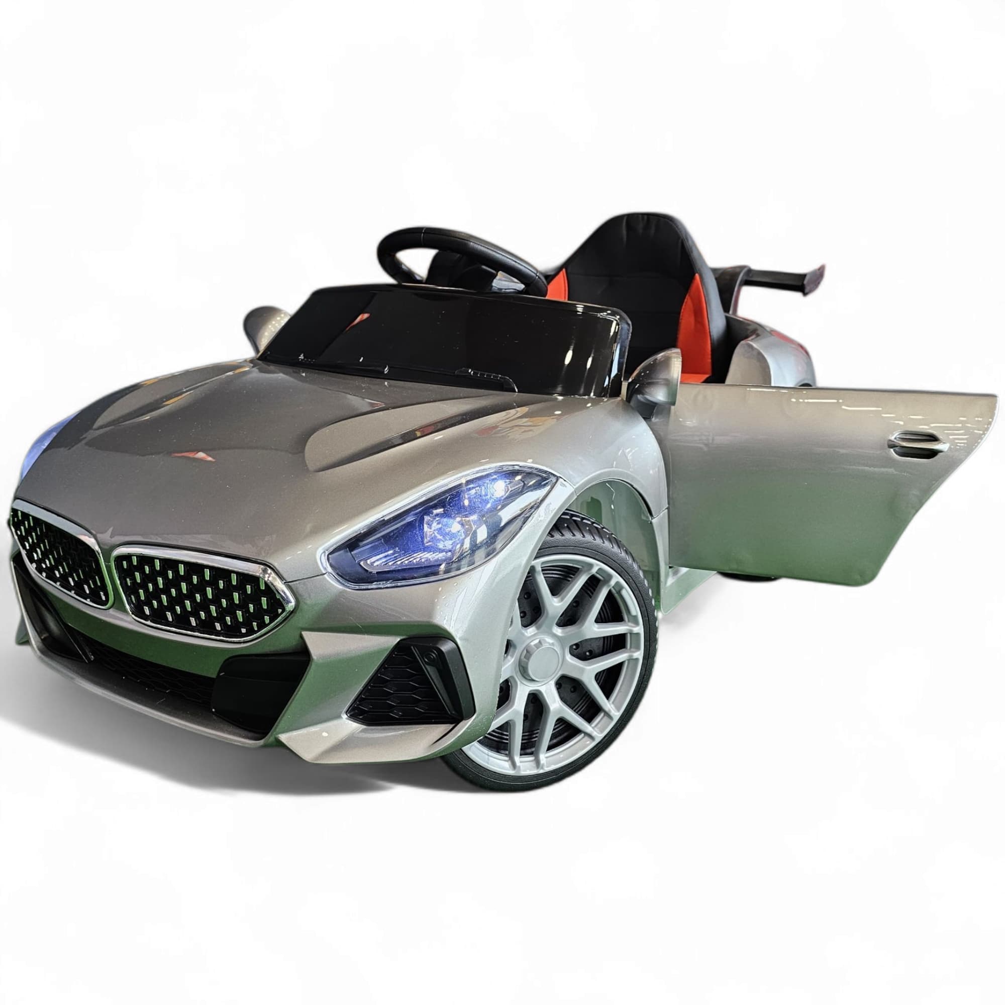 Carro Elétrico para Criança BM Z4 Style Cinza Metalizado 12v c/ RODAS DE BORRACHA & ASSENTO EM PELE