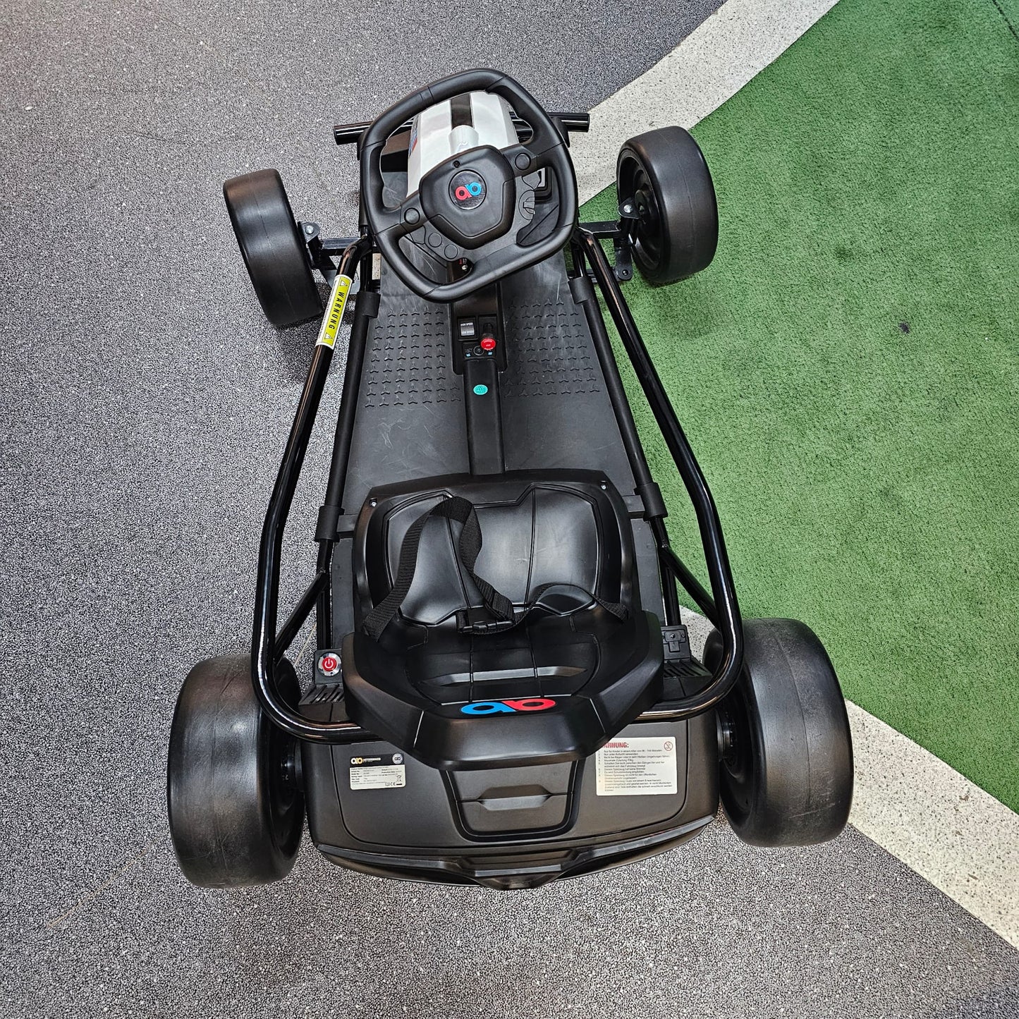 MODELO DE EXPOSIÇÃO - Kart de DRIFT Elétrico para Criança 24v Branco