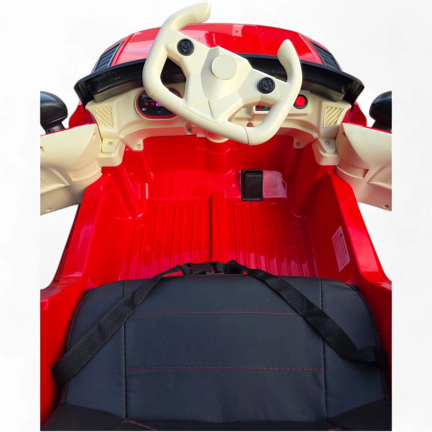 Carro Elétrico para Criança CLA63 Style Vermelho 12v c/ RODAS DE BORRACHA & ASSENTO EM PELE