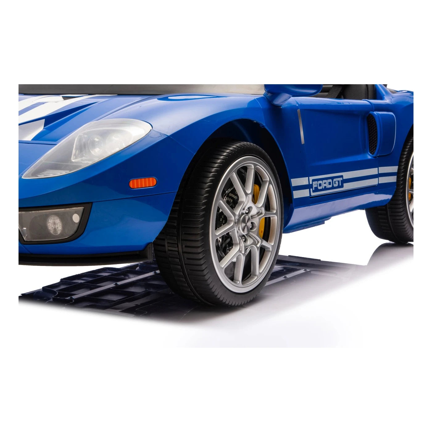 Carro Elétrico para Criança FORD GT 24v Azul 4x4 c/ RODAS DE BORRACHA & ASSENTO EM PELE