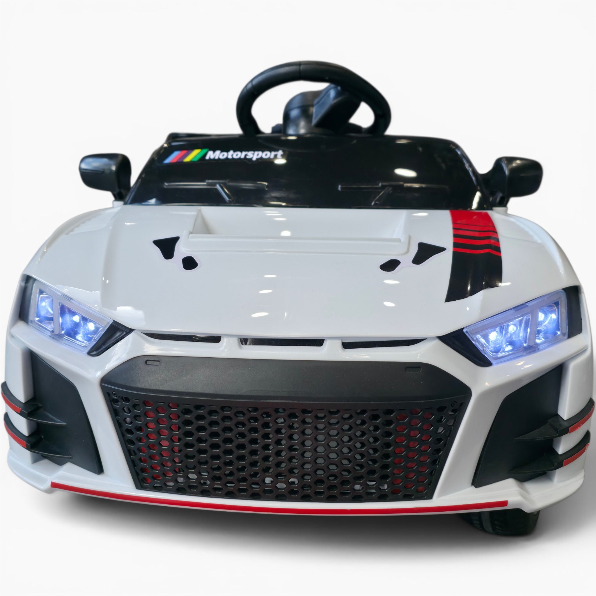 Carro Elétrico para Criança R8 Style 12v Branco c/ RODAS DE BORRACHA & ASSENTO EM PELE