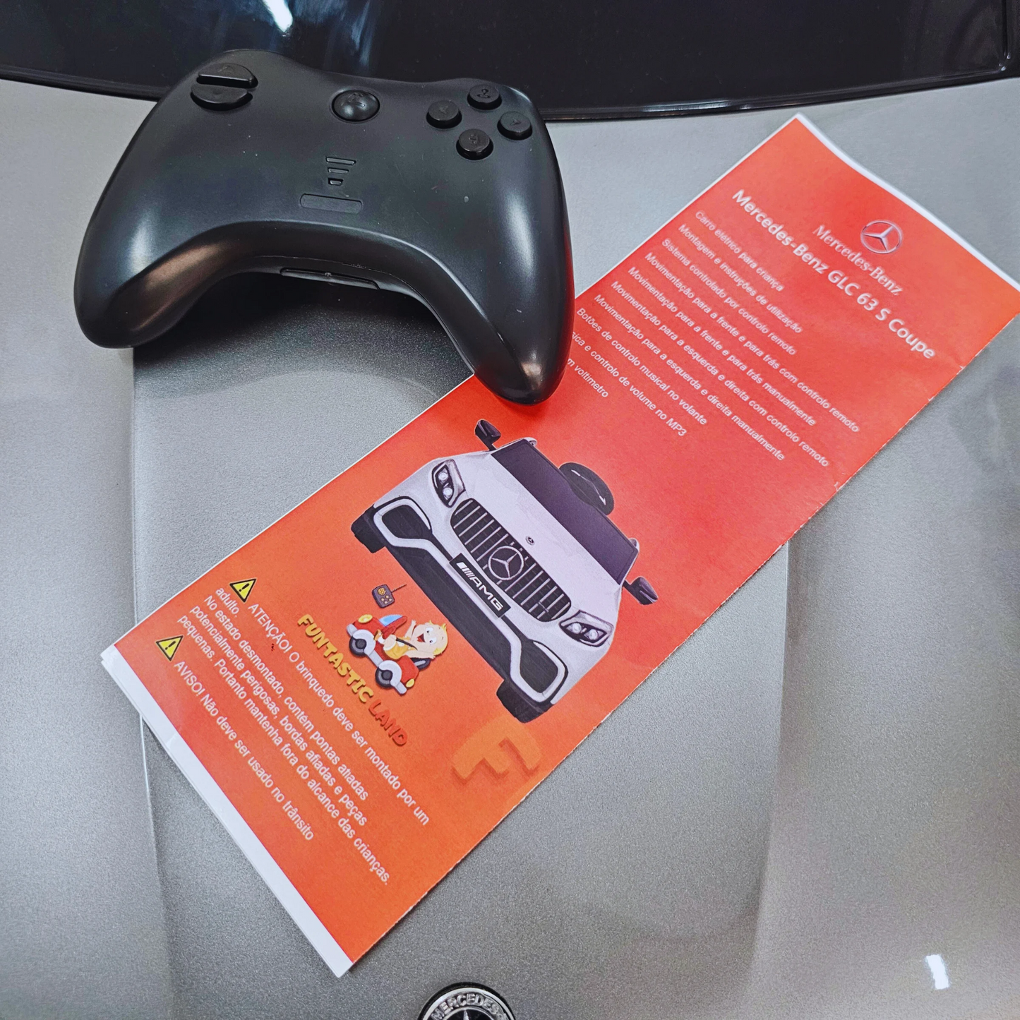 Carro Elétrico para Criança MERCEDES GLC63S 4x4 12v Cinza Metalizado c/ RODAS DE BORRACHA & ASSENTO EM PELE