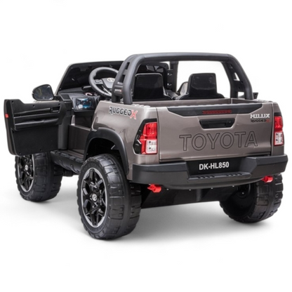 Carro Elétrico para Criança Toyota Hilux Cinza Metalizado 12v 4x4 c/ Rodas de Borracha & Assento em Pele