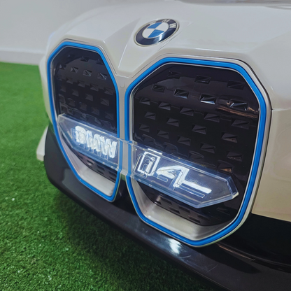 Carro Elétrico para Criança BMW I4 12v BATERIA DE LITIO Branco c/ RODAS DE BORRACHA & ASSENTO EM PELE