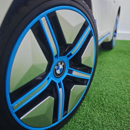 Carro Elétrico para Criança BMW I4 12v BATERIA DE LITIO Branco c/ RODAS DE BORRACHA & ASSENTO EM PELE
