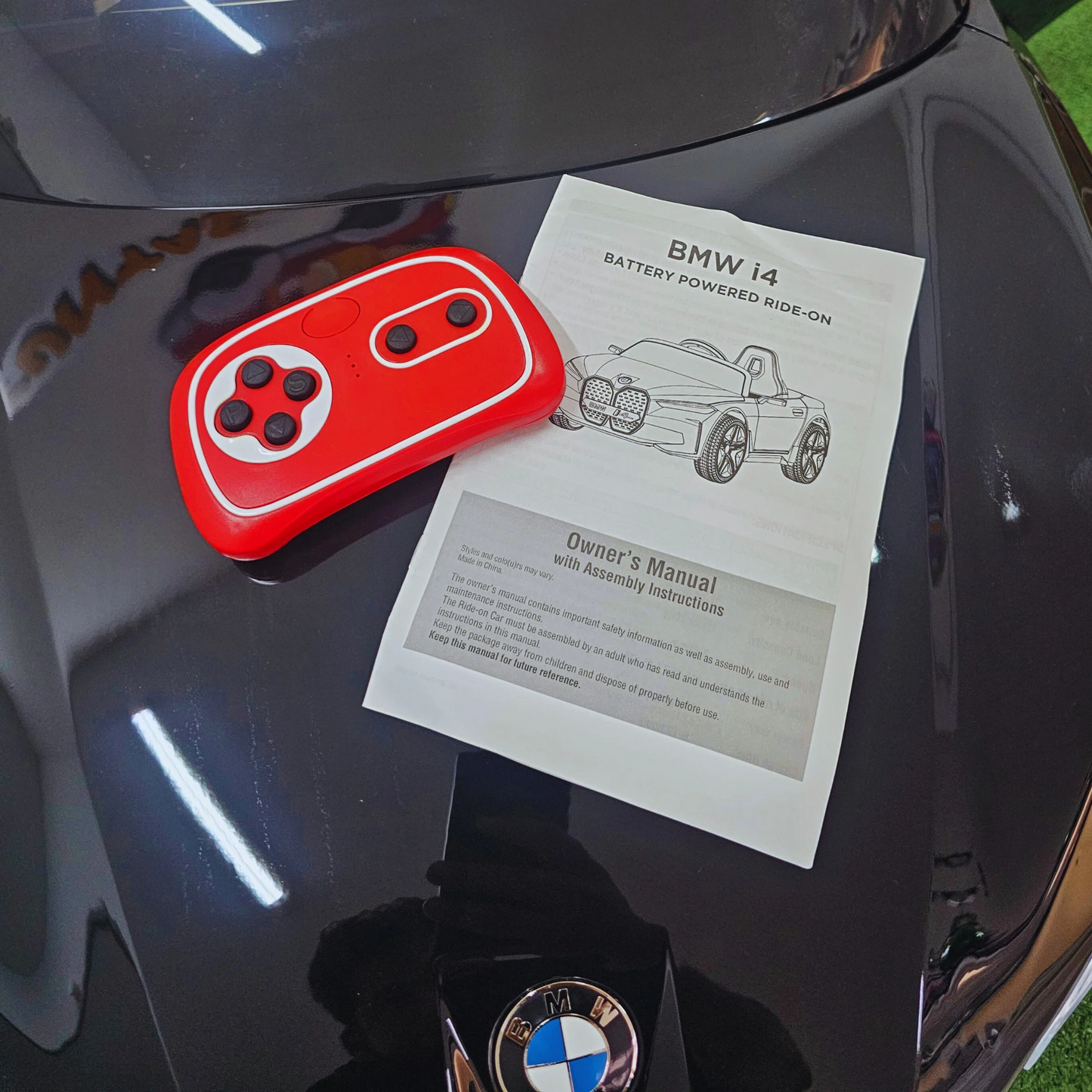 Carro Elétrico para Criança BMW I4 12v BATERIA DE LITIO Preto c/ RODAS DE BORRACHA & ASSENTO EM PELE
