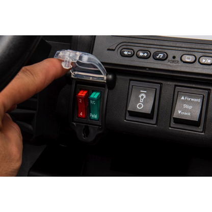 Carro Elétrico para Criança CAN-AM MAVERICK 4x4 24v Khaki c/ RODAS DE BORRACHA & ASSENTO EM PELE