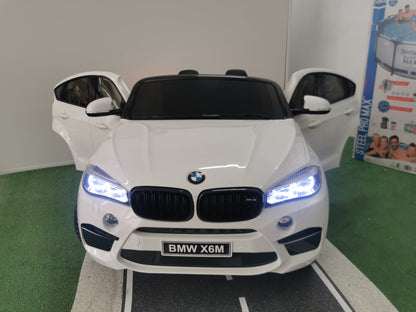 Carro elétrico para criança BMW X6M 12v Branco 2 Lugares c/ RODAS DE BORRACHA & ASSENTO EM PELE
