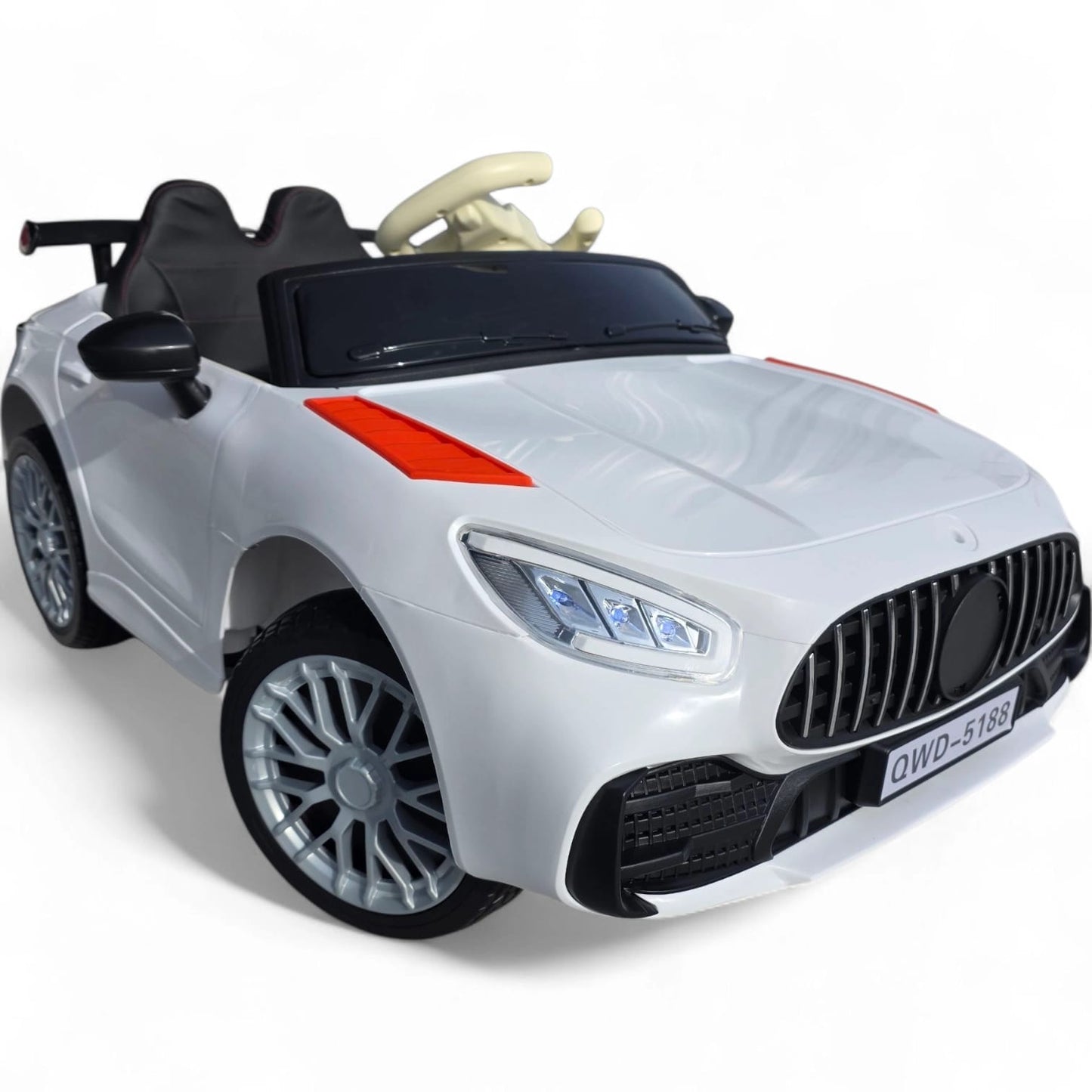 Carro Elétrico para Criança CLA63 Style Branco 12v c/ RODAS DE BORRACHA & ASSENTO EM PELE