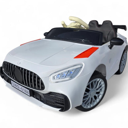 Carro Elétrico para Criança CLA63 Style Branco 12v c/ RODAS DE BORRACHA & ASSENTO EM PELE