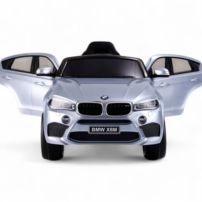 Carro Elétrico para Criança BMW X6M 12v Cinza Metalizado c/ RODAS DE BORRACHA & ASSENTO EM PELE