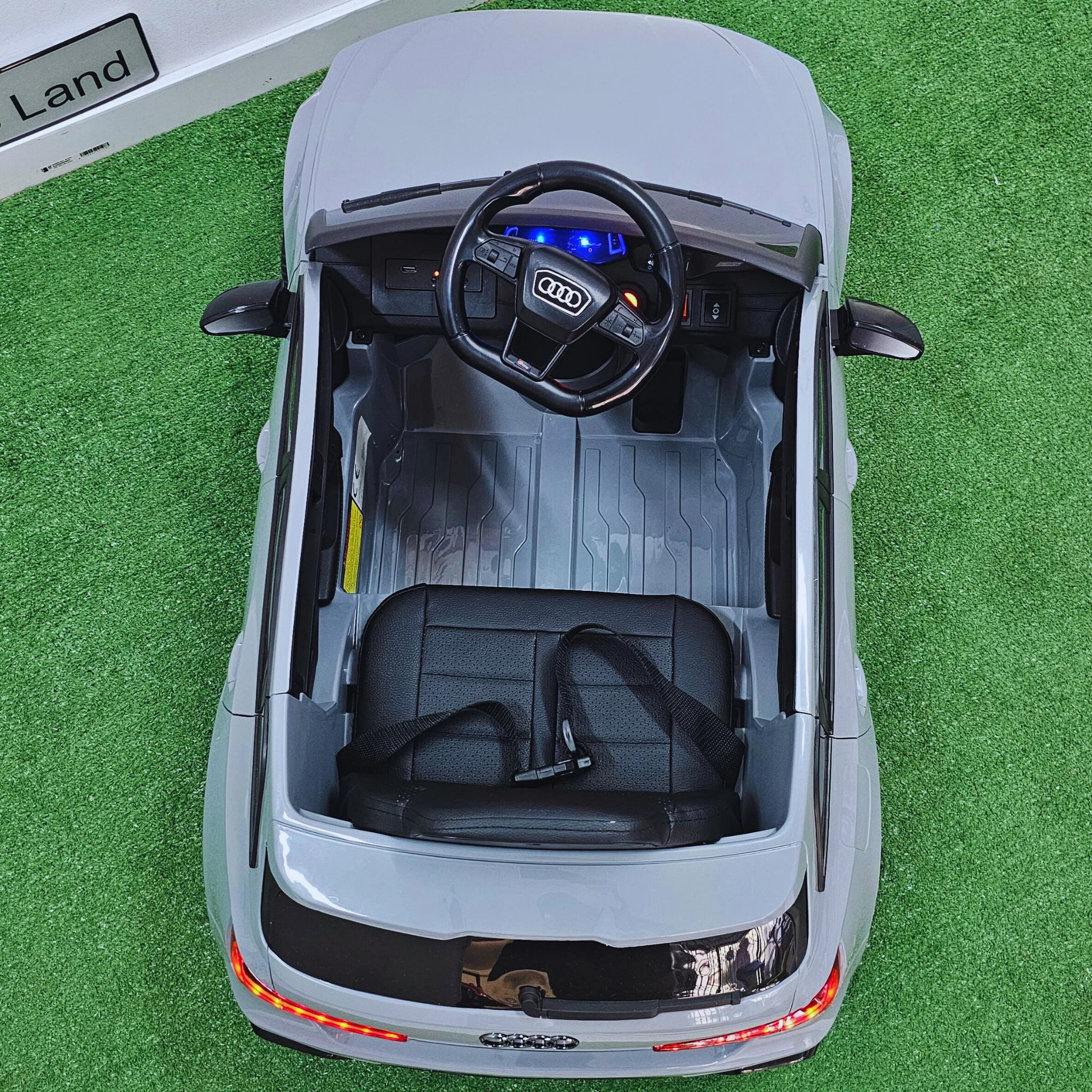 Carro Elétrico para Criança AUDI RS6 12v Cinza c/ RODAS DE BORRACHA & ASSENTO EM PELE